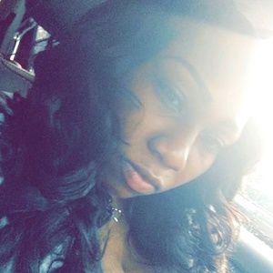 Meet your Posher, Rene